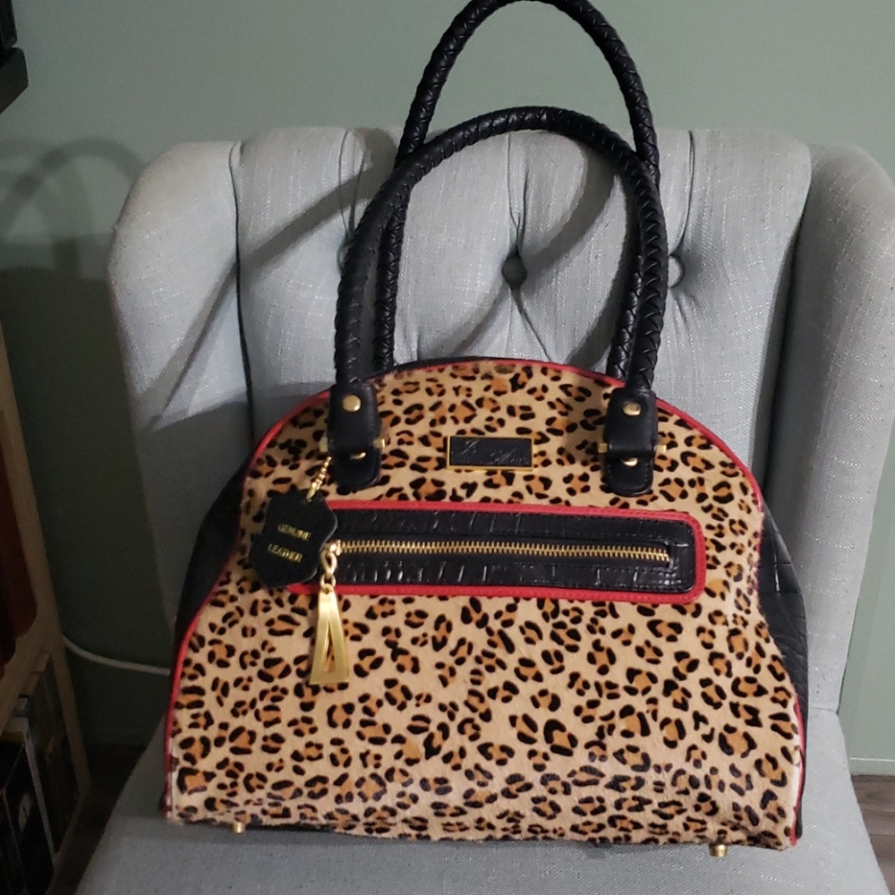 Isabella Adams Purse
